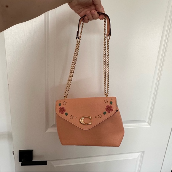 Like NEW! Coach Pink Tammie Shoulder Bag w/ Floral Whipstitch + Matching Wallet - Picture 12 of 16